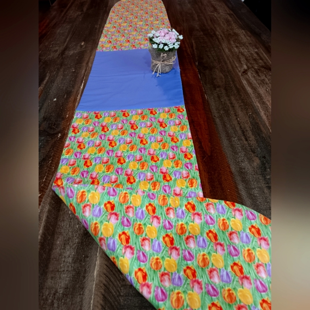 Spring Tablerunner